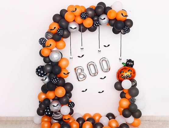 Halloween Balloon Decoration